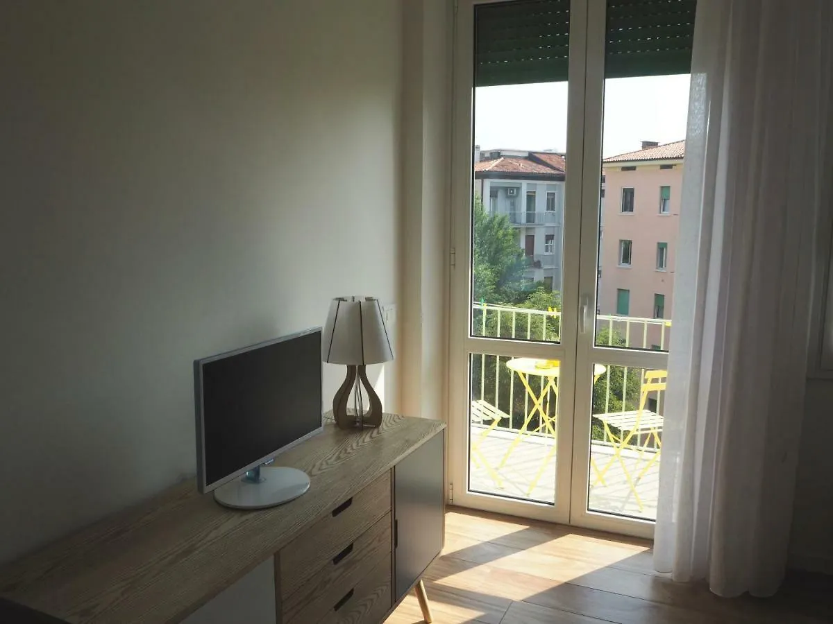 Suite Home Sophie Verona Apartment
